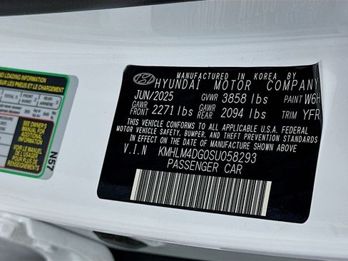 New 2025 Hyundai Elantra Sport image 22