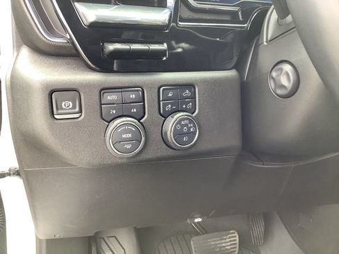 Used 2024 Chevrolet Silverado 1500 LTZ w/ LTZ Premium Package AWD/4WD image 15