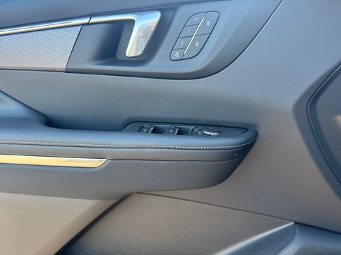 New 2026 Buick Enclave Sport Touring w/ Power Package FWD image 17