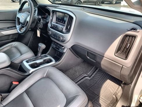 Used 2015 Chevrolet Colorado LT w/ Luxury Package AWD/4WD image 25