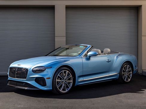 New 2026 Bentley Continental GT Azure AWD/4WD image 3