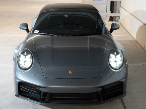 Used 2025 Porsche 911 Carrera T RWD image 6