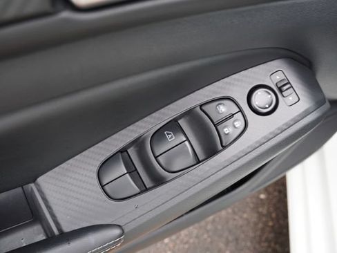 Used 2025 Nissan Altima 2.5 SV FWD image 20