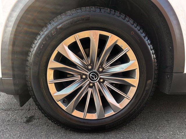 Used 2024 MAZDA CX-90 3.3 Turbo w/ Preferred Package AWD/4WD image 33