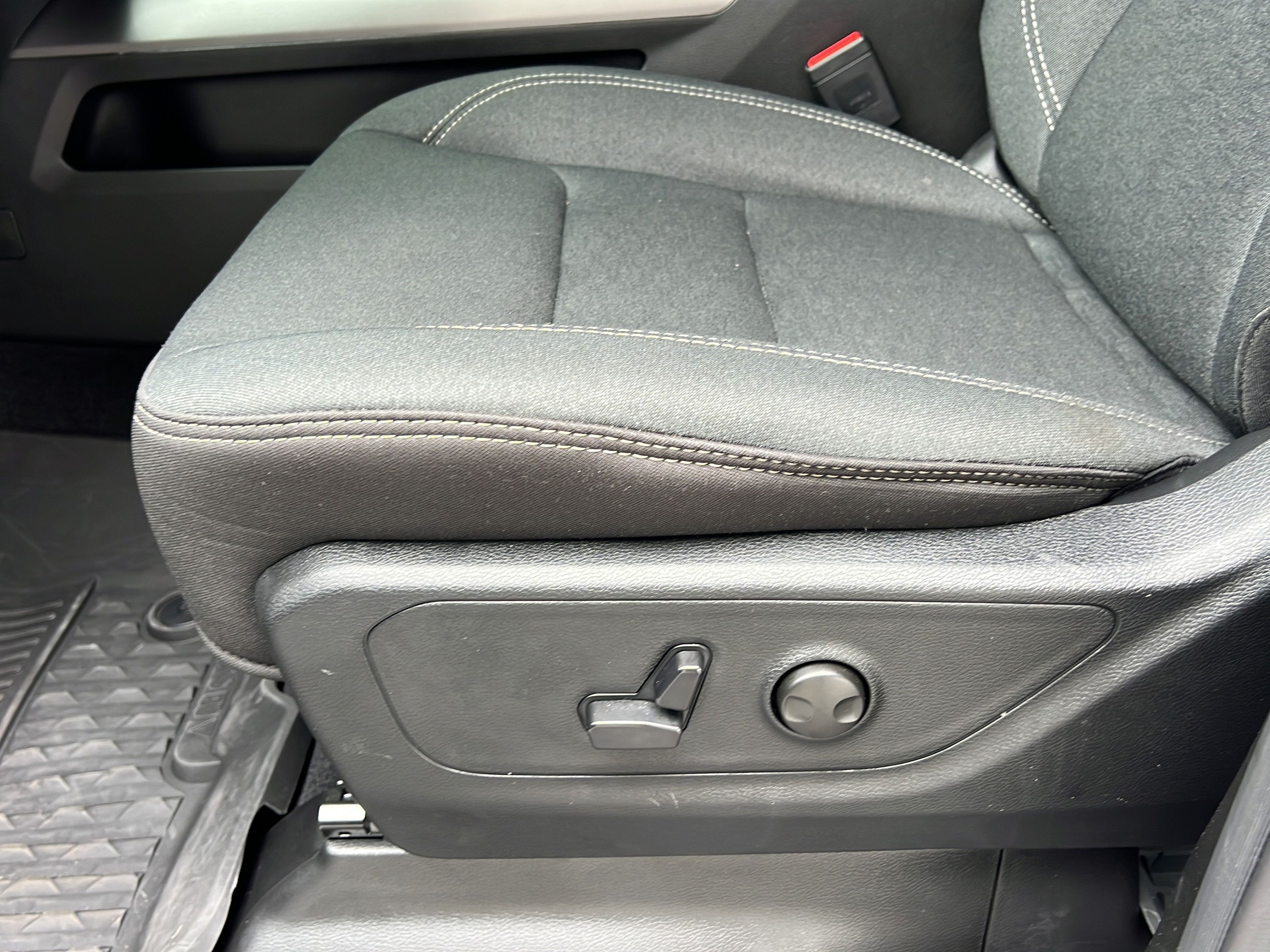 Used 2026 RAM 1500 Big Horn AWD/4WD image 16