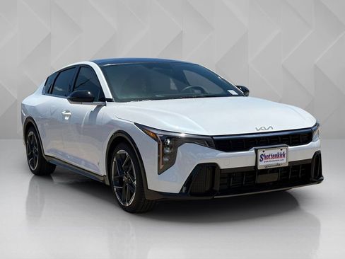 New 2026 Kia K4 GT-Line Turbo w/ GT-Line Sunroof Package FWD image 3