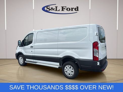 Certified 2025 Ford Transit 250 Low Roof w/ Exterior Upgrade Package RWD image 5