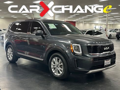Used 2022 Kia Telluride LX image 1