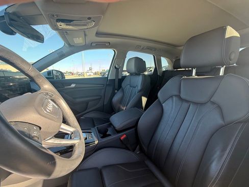 Used 2024 Audi Q5 2.0T Premium Plus image 18