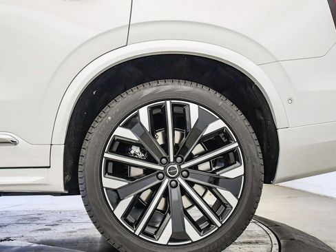 New 2026 Volvo XC90 B6 Plus w/ Protection Package AWD/4WD image 11