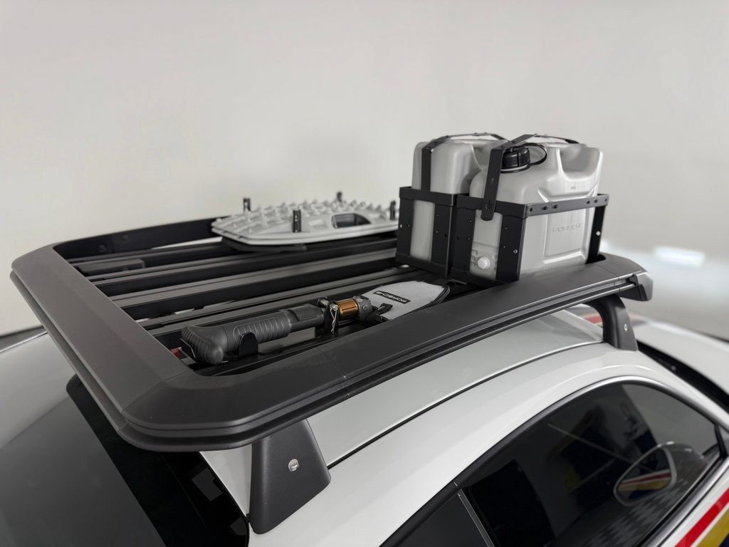 Used 2024 Porsche 911 Dakar AWD/4WD image 28