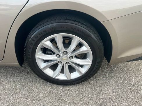 Used 2023 Chevrolet Malibu LT FWD image 12