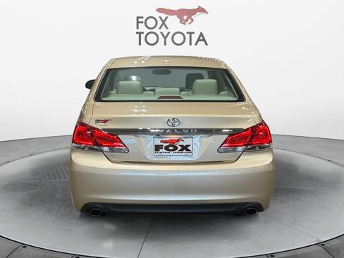 Used 2012 Toyota Avalon Limited FWD image 5