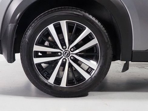 Used 2023 Nissan Pathfinder Platinum FWD image 53