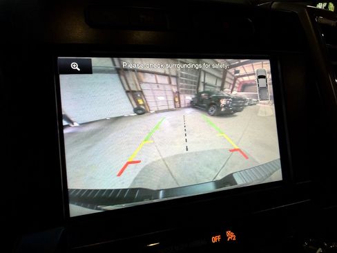 Used 2015 Ford F150 Lariat w/ Equipment Group 501A Mid image 31