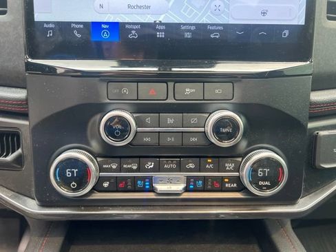 Used 2024 Ford Expedition Limited AWD/4WD image 28