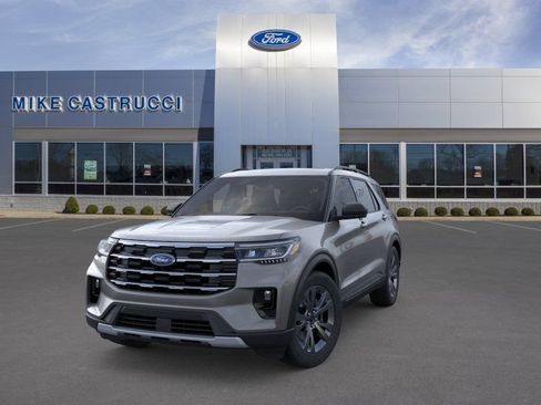 New 2026 Ford Explorer Active w/ Active Comfort Package AWD/4WD image 2