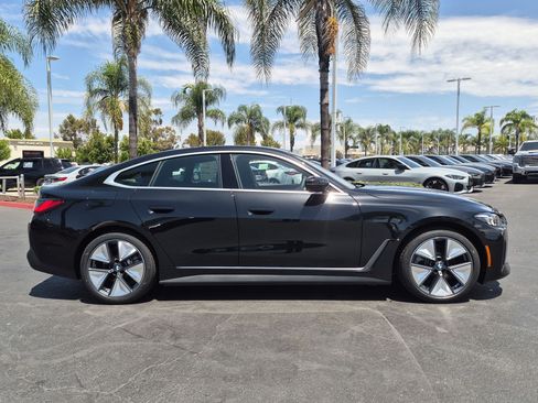 New 2026 BMW i4 eDrive40 w/ Parking Assistance Package RWD image 11