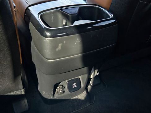 Used 2023 Kia Telluride SX Prestige X-Pro image 37