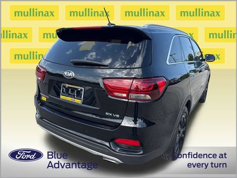 Used 2020 Kia Sorento EX FWD image 4