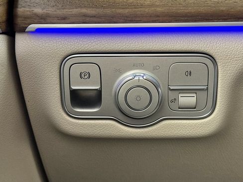 Certified 2026 Mercedes-Benz GLE 350 4MATIC image 33