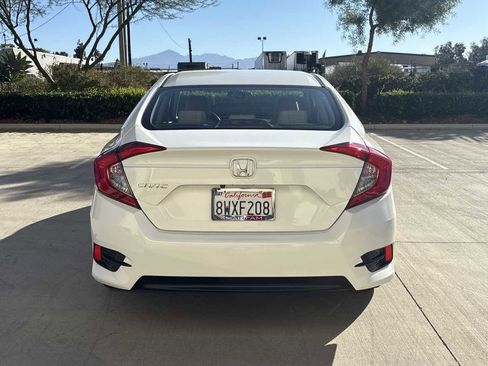 Used 2018 Honda Civic LX image 4