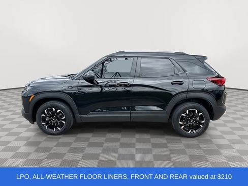 Used 2023 Chevrolet TrailBlazer LT w/ Convenience Package AWD/4WD image 6