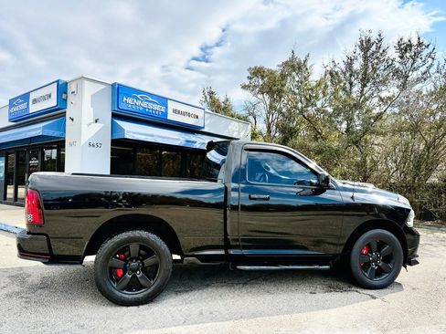 Used 2015 RAM 1500 Express w/ Black Ram 1500 Express Group RWD image 6