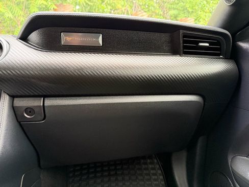 Used 2019 Ford Mustang Coupe image 31