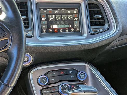 Used 2020 Dodge Challenger SXT image 6