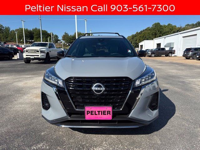 Certified 2024 Nissan Kicks SR w/ SR Premium Package FWD image 8
