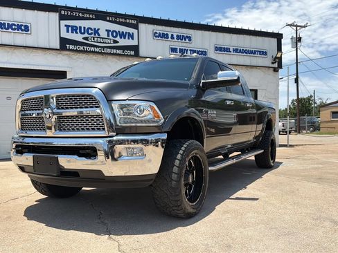 Used 2018 RAM 2500 Laramie w/ Off Road Package AWD/4WD image 1