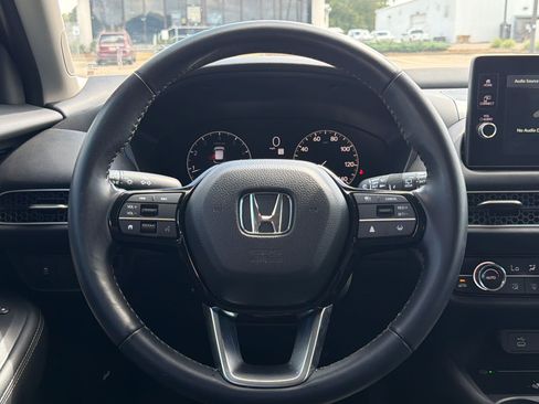 Used 2026 Honda HR-V EX-L image 11