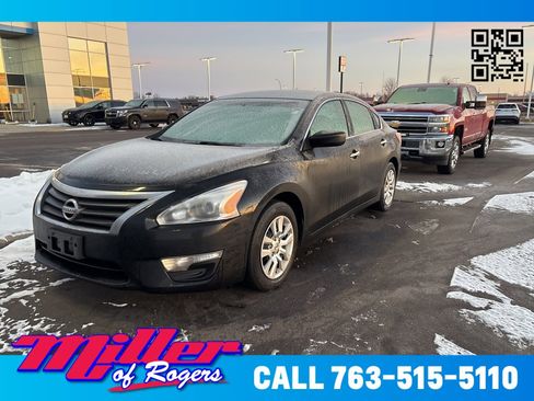 Used 2013 Nissan Altima 2.5 S image 1