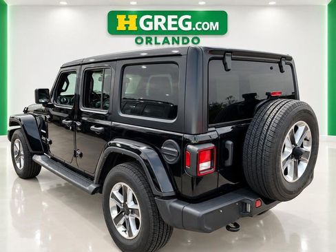 Used 2021 Jeep Wrangler Unlimited Sahara AWD/4WD image 2