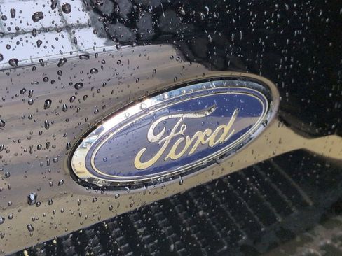 Certified 2025 Ford Bronco Big Bend w/ Black Diamond Package image 14