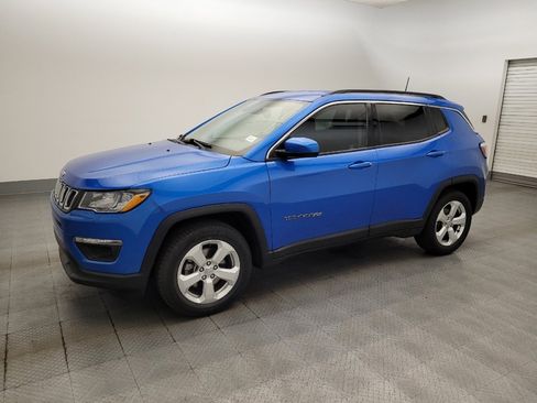 Used 2018 Jeep Compass Latitude w/ Popular Equipment Group image 2