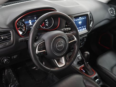 Used 2018 Jeep Compass Trailhawk w/ Leather Interior Group AWD/4WD image 21