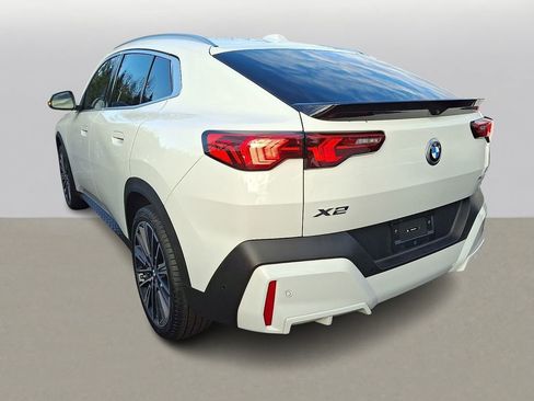 Certified 2024 BMW X2 xDrive28i w/ Premium Package image 5
