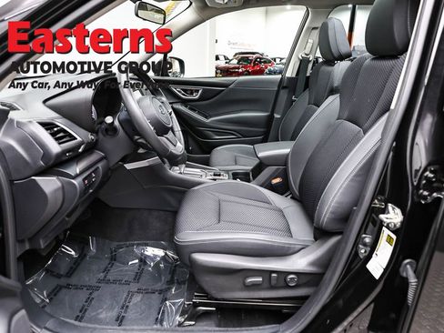 Used 2022 Subaru Forester Premium image 14