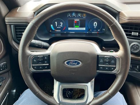 Used 2022 Ford Expedition Max King Ranch AWD/4WD image 11