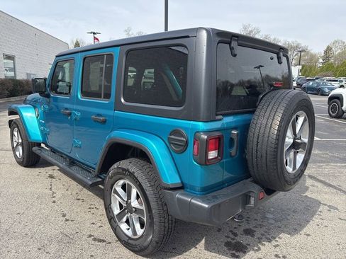 Used 2020 Jeep Wrangler Unlimited Sahara image 8