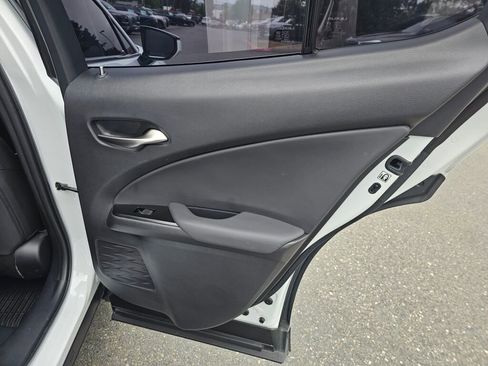 Used 2024 Lexus UX 250h F Sport AWD/4WD image 15