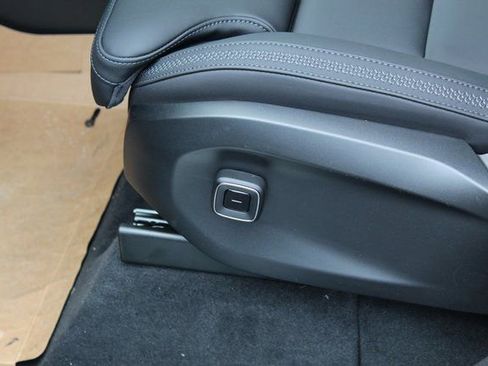 New 2025 Volvo EX90 Ultra image 13