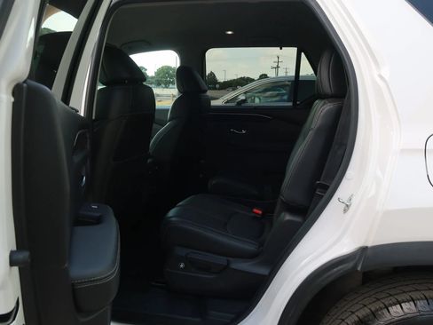 Used 2024 Honda Pilot EX-L image 18