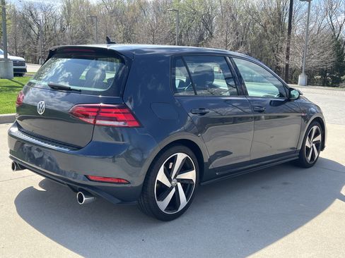 Used 2019 Volkswagen GTI SE image 10