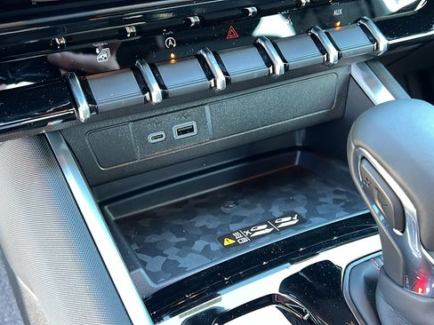 New 2026 Chevrolet Colorado Z71 w/ Technology Package image 23