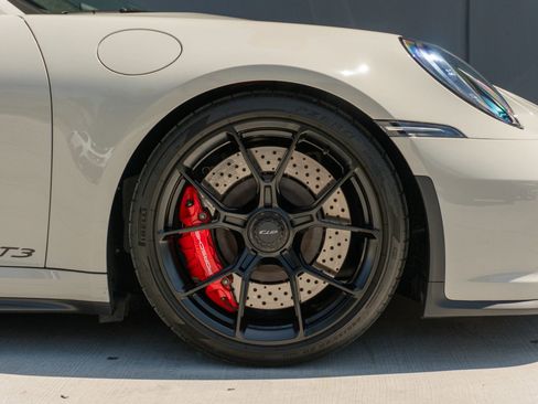 Used 2022 Porsche 911 GT3 RWD image 34