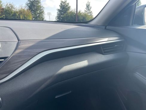 Used 2025 Nissan Altima 2.5 SV image 30