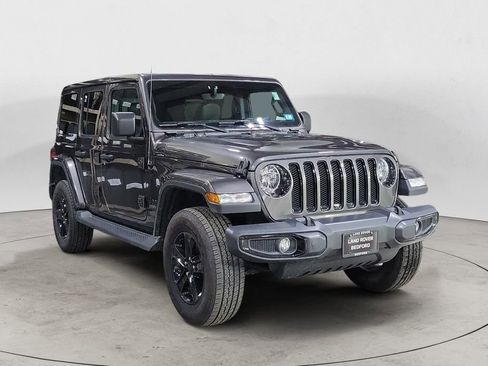 Used 2020 Jeep Wrangler Unlimited Sahara image 7